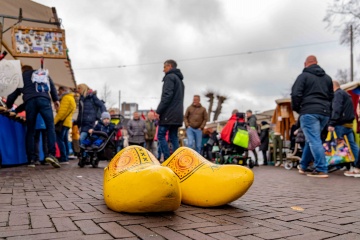 Welkom op de Markt in Emmen! De Grootste Markt van Noord Nederland
